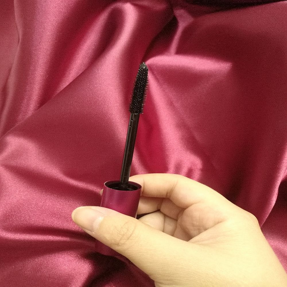 ماسكارا كولبيتي لتجعيد الرموش، - مراجعة Waterproof Mascara Wand وسعره