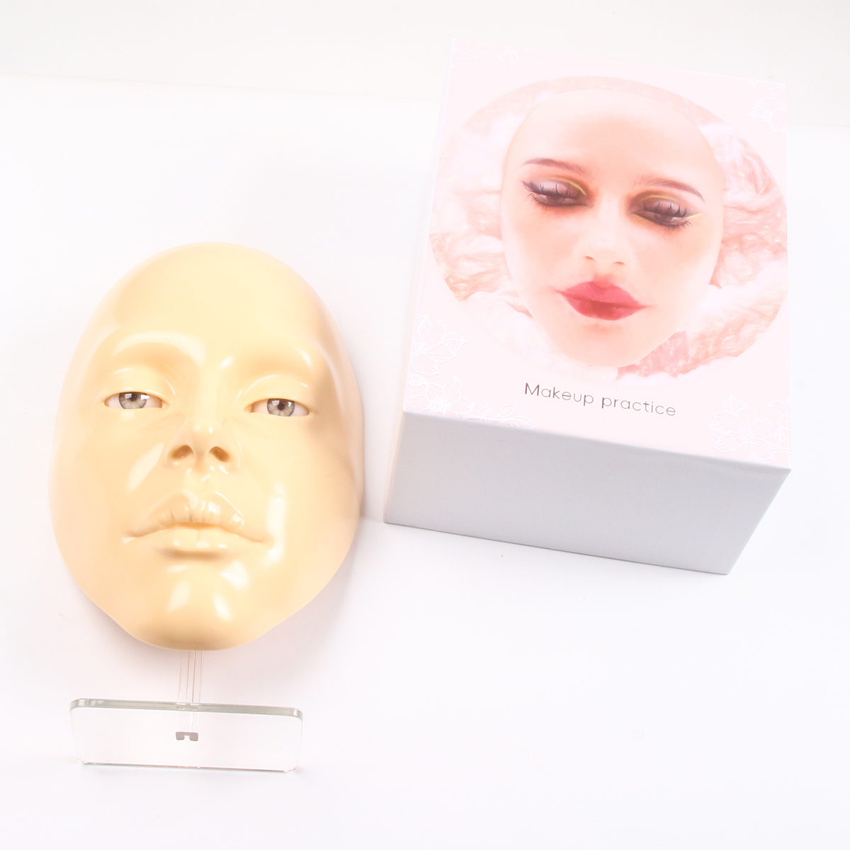صندوق واحد يحتوي على لوحة سيلي - مراجعة Beauty Makeup Academy وسعره