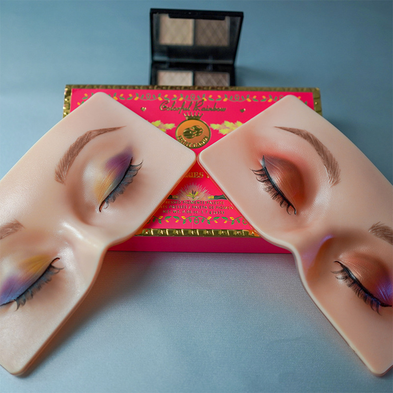 قابلة لإعادة الاستخدام ماكياج  - مراجعة Beauty Makeup Academy وسعره